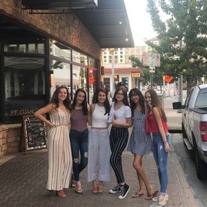 Meet your Posher, Jacy